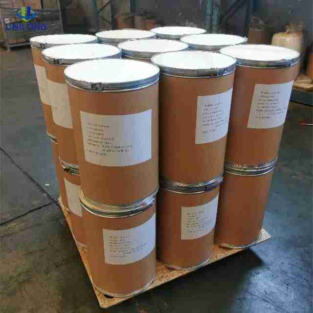 tetraethyl 2,2'-(1,4-phenylenedimethylidyne)bismalonate-Packing